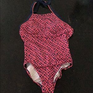 ⭐️3/$12 Nike one-piece swimsuit size medium